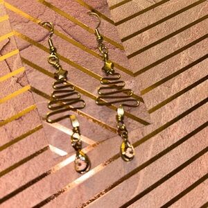 Artisan Gold Star Christmas Tree Dangle Earrings